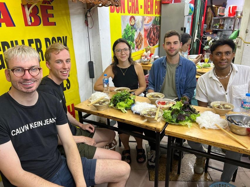 Hanoi: Small-group Street Food and Walking Tour - Starting in Hoan Kiem