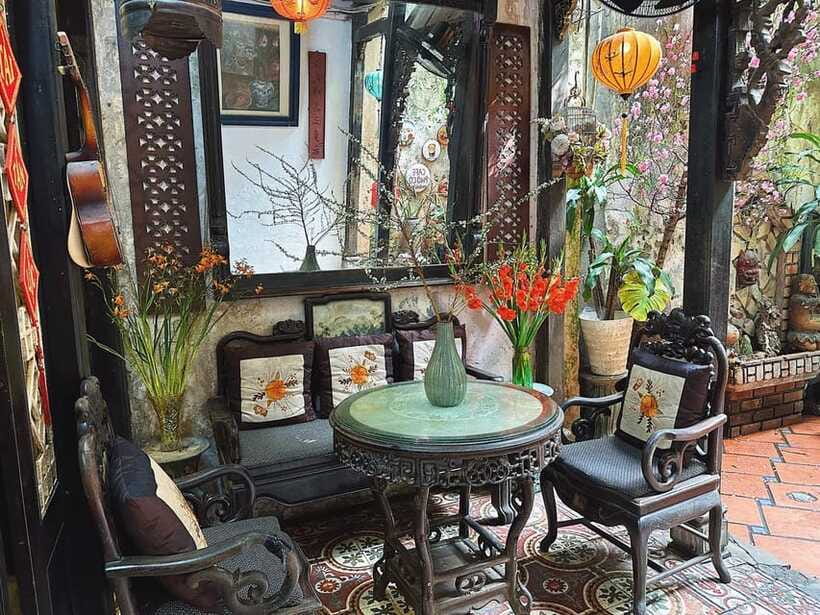 Hanoi Street Food, Coffee Tastings, Alleys Walking Tour - How much walking and eating should you expect?