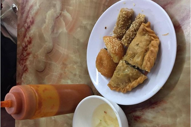 Hanoi Street Food + Night Life Tour - Seven small tastings across the Old Quarter