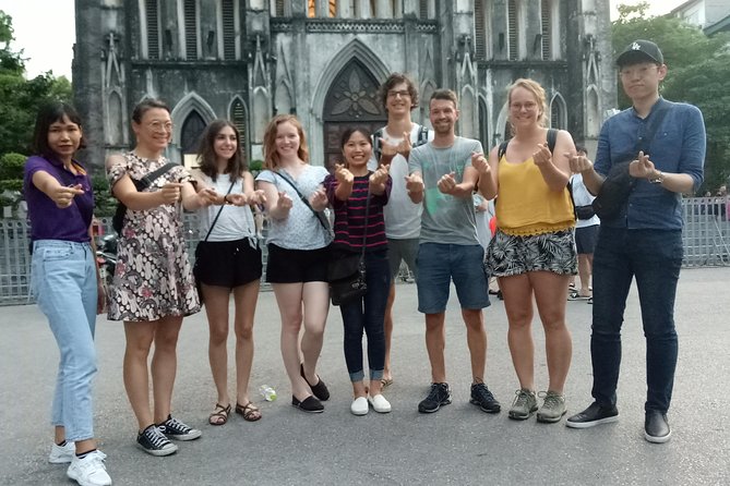 Hanoi Street Food Tour - Phở and the first taste of Hanoi street cooking