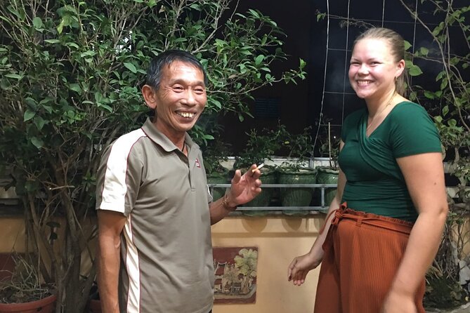 Hanoi Street Food Tour and Hang Out - Starting at Cong Cafe beside Hoan Kiem Lake