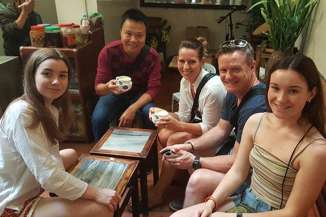 Hanoi Street Food Tour with local delicacies - The first tastes: noodles and local staples