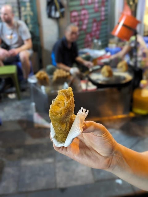 Hanoi: Street Food Tour with Train Street & Hidden Alleyways - How much food do you really get?