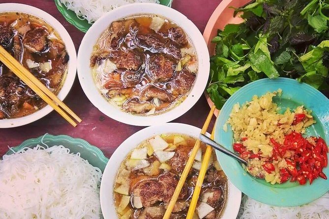 Hanoi Street Food Tour with Train Street Visit - The route ends away from the starting point