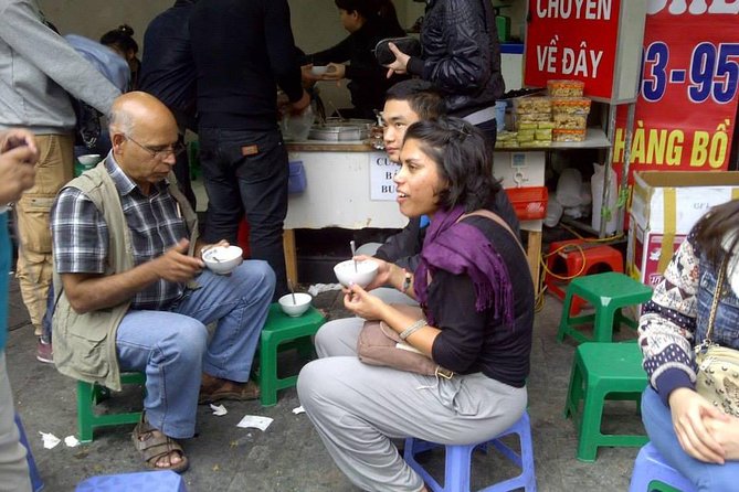 Hanoi Street Food Walking Tour By Night - Starting in Hanoi’s Old Quarter