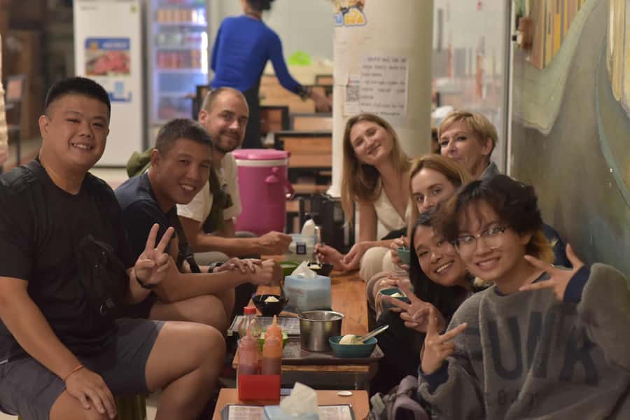 Hanoi: Street Food Walking Tour & Water Puppet Show - Meeting your guide in Hoan Kiem