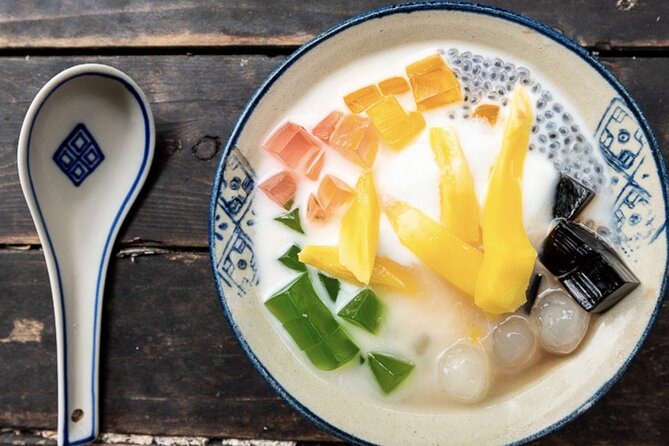 Hanoi Vegan Street Food Tour and Train Street - Key details before you book
