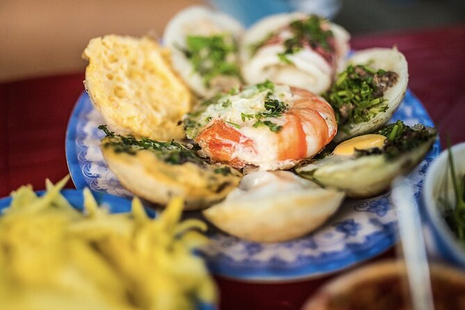 Hanoi Vegan Street Food Tour and Train Street - Mìến trộn chay in the Old Quarter