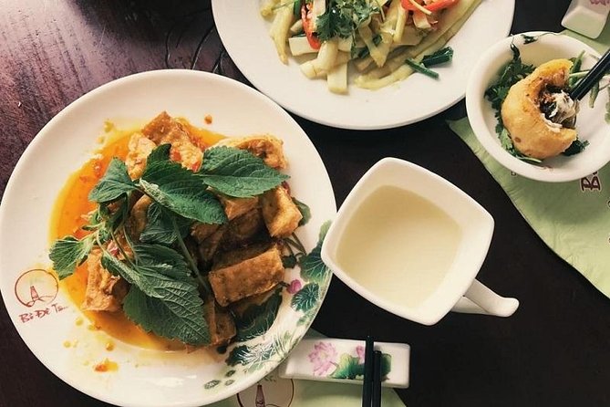 Hanoi Vegan & Vegetarian Street Food Tour - Banh Mi and Bun Cha Without Meat