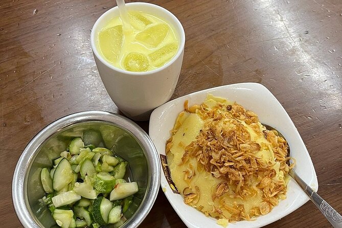 Hanoi Vegan Walking Street Food Tour in Old Quarter - Guides who add more than food names