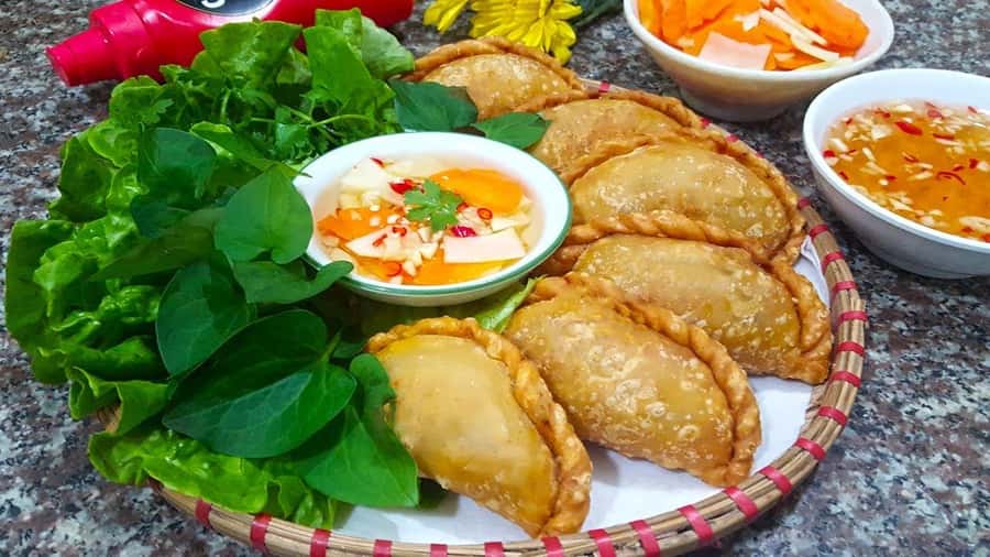 Hanoi: Vietnamese Street Food Tour with Local Guide - Why this $26 food walk makes sense