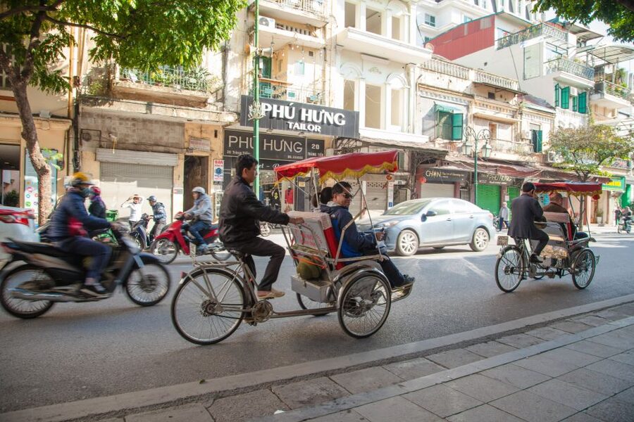 Hanoi Walking Street Food Tour & Cyclo Ride - Timing, pickup, and practical planning