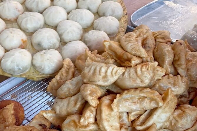 Hidden Street Food food tour in Seoul - Timing, group size, and practical planning