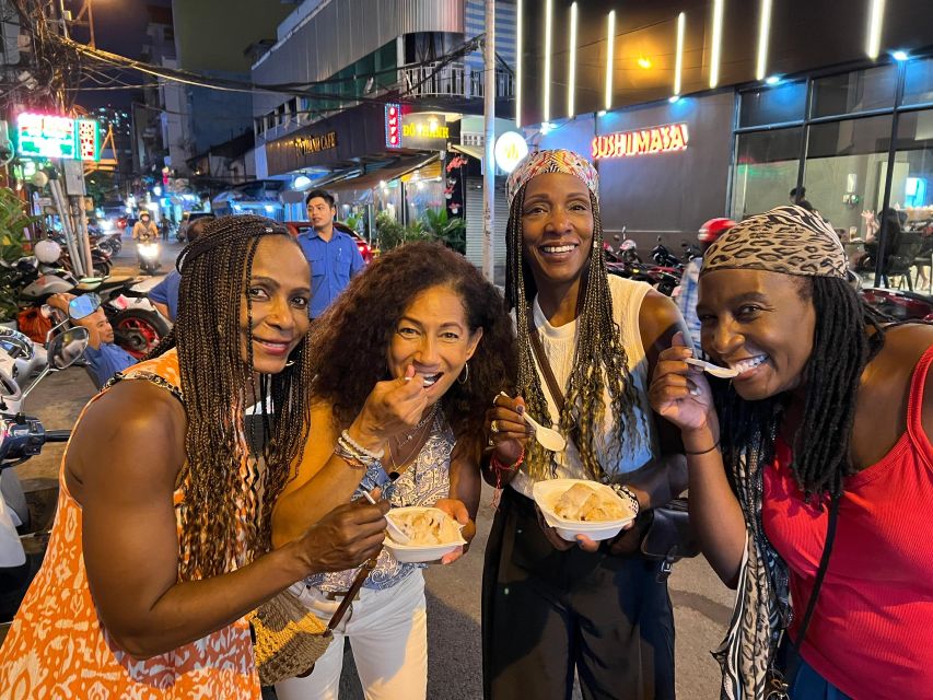 Ho Chi Minh: Street Food Experience in Saigon by Walking - What the guide adds to the experience