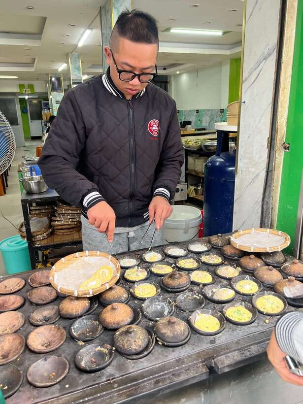 Ho Chi Minh Street Food Private Tour With Funny Guide - Booking advice and final verdict
