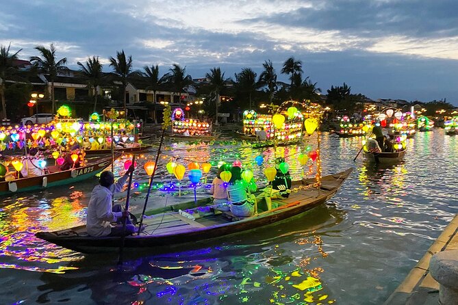 Hoi An Ancient Town - Night Market Street Food Tours By Night - Lanterns, river views, and the crowded side of Hoi An