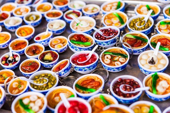 Hoi An at Sunset: Authentic Local Street Food Tour - Why this Hoi An food walk works so well