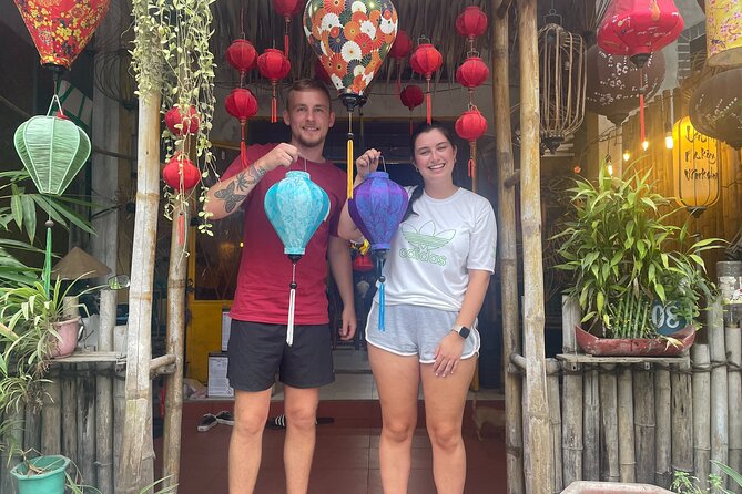 Hoi An Foldable Bamboo Silk Lantern and Evening Street Food Tour - Eating like a local in Hoi An