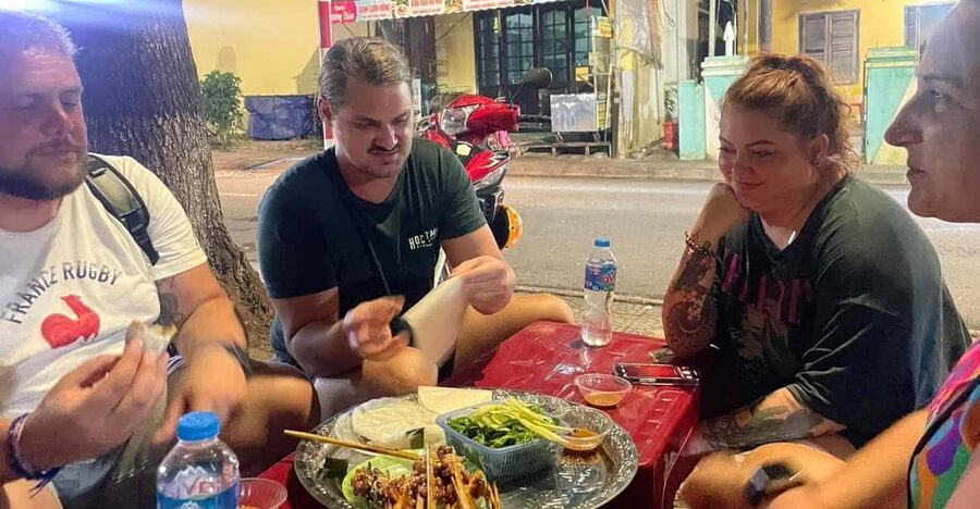 Hoi an food tour with 8 different street food tasting - Meeting at 197 Nguyen Duy Hieu