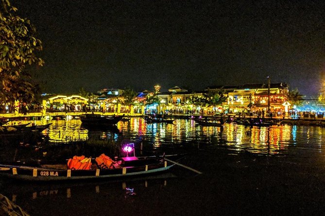Hoi An Night Market with Hoi an walking Tour , Colourful Lanterns, Boat Ride - Exploring the night market after the boat ride