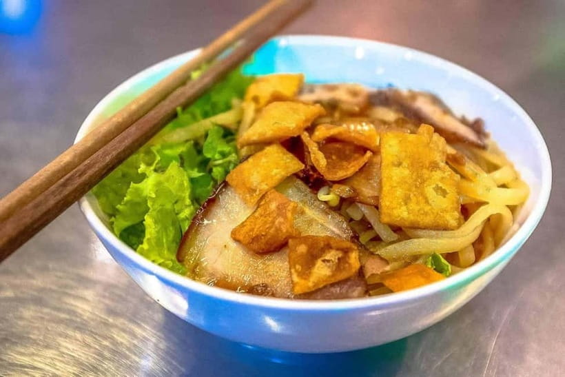 Hoi An Street Food, night market and lantern boat ride - What the $30 price includes