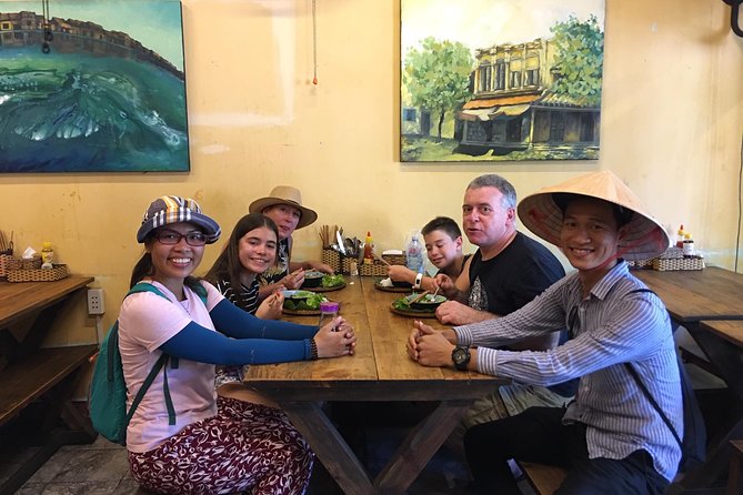 Hoi An Street Food Safari Tour - What the guides add to the experience