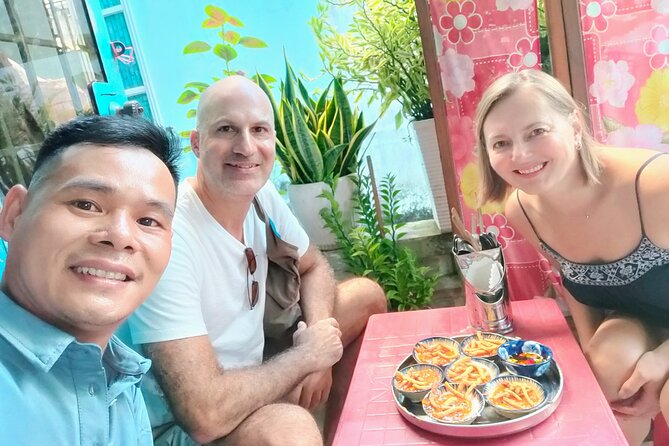 Hoi An street food tour - Water-fern cake: a gentle introduction to Hoi An flavors