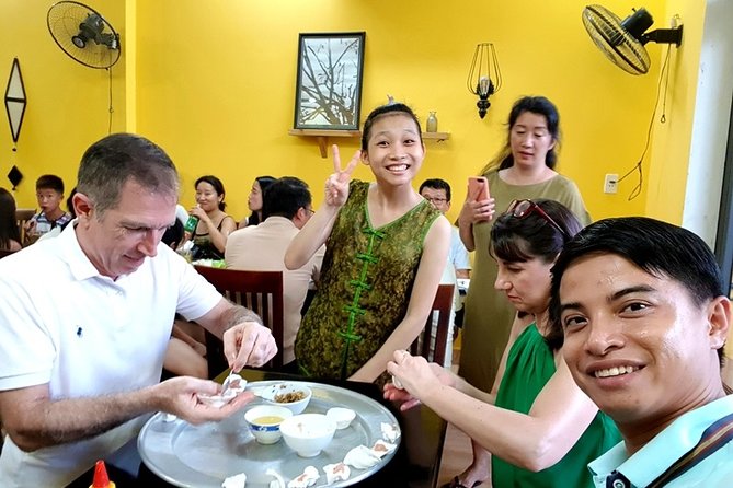 Hoi An Street Food Tour- The Real Taste Of Hoi An - Chicken rice at Cơm Gà Bà Buội