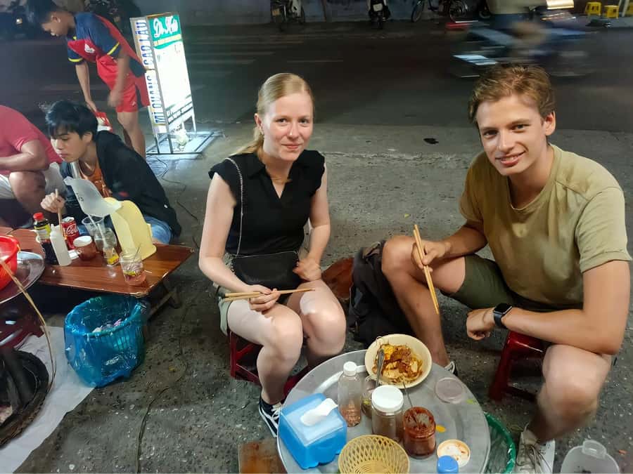 Hoi An Street Food Tour with Locals - Why Hoi An is a smart place for a food tour