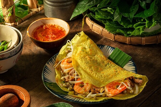 HOI AN Sunset Food Tour - Night Market - Lantern Streets - Starting beside the Thu Bon River