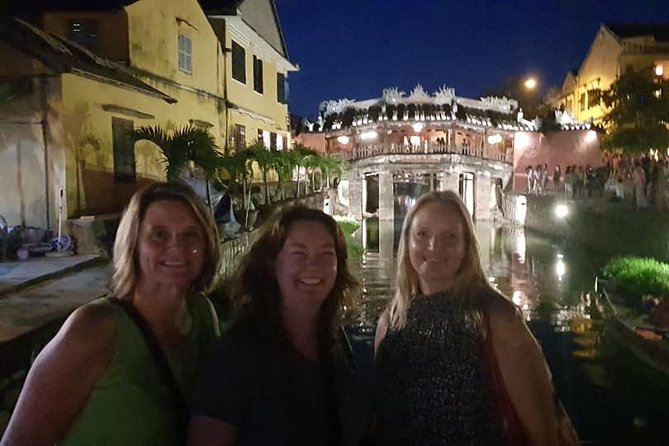 Hoi An Walking City Afternoon & Evening- Night Market- Boat ride - Hoi An Night Market after dark