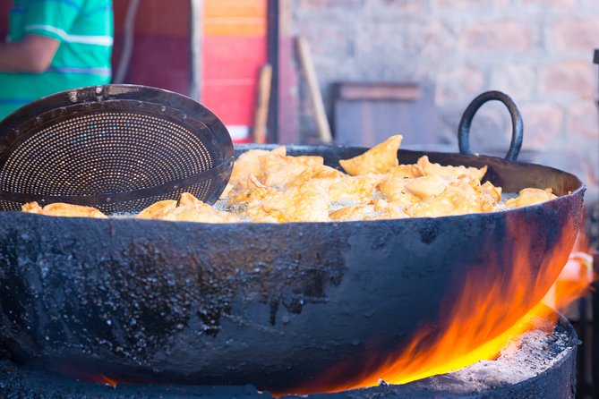 Hyderabad Street Food Crawl (2 Hours Guided Food Tasting Tour) - Who should book this Hyderabad food walk?