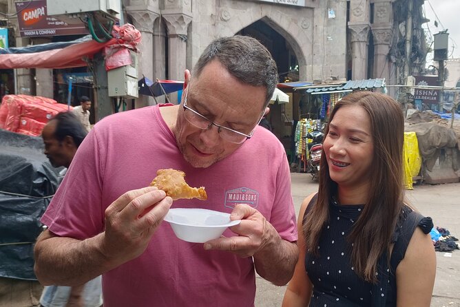 Hyderabad Street Food Experience with Local Expert - Lukmi and the old city food trail