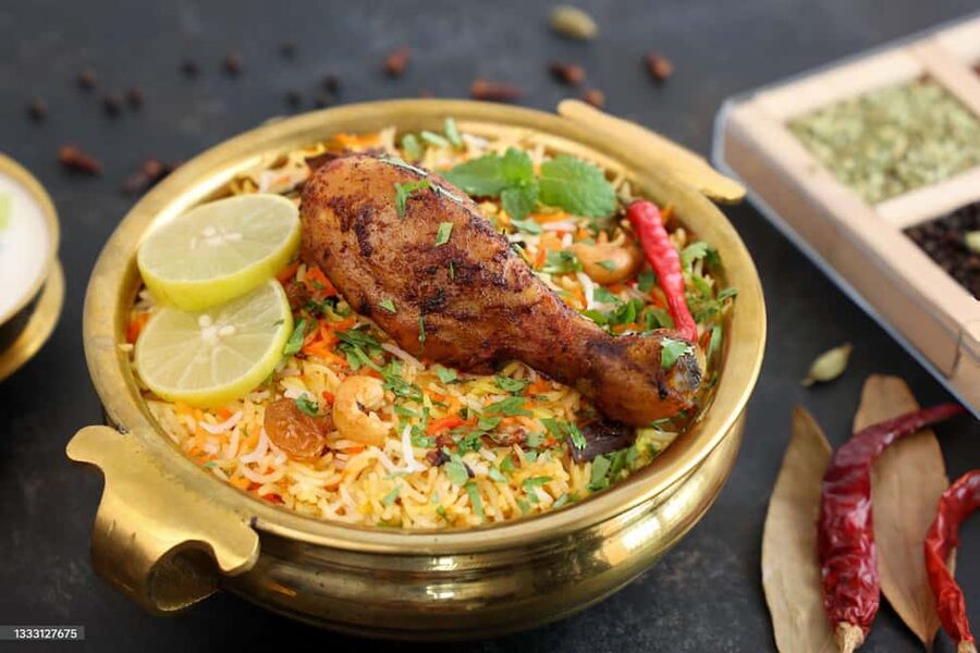 Hyderabad: Street Food Walking Tour with 7+ Tastings - Starting at Paradise Biryani