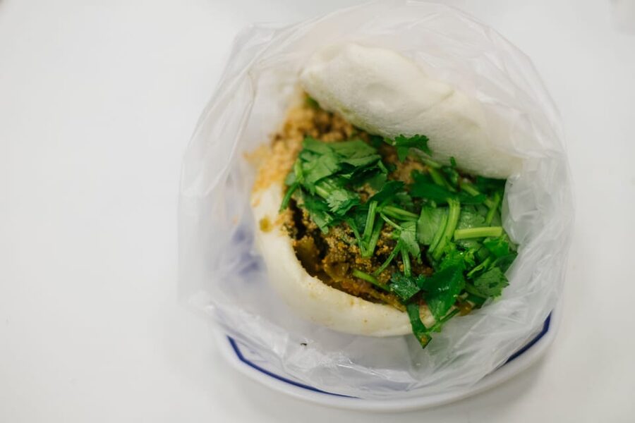 Iconic Food Tour: Local Street Food, Drinks & Sites - Sun Yat Sen Memorial Hall gives the food tour a wider view