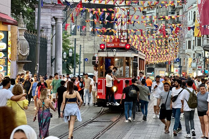 Istanbul Culinary Tour: Local Hotspots and Gourmet Street Foods - What to expect from the drink stop