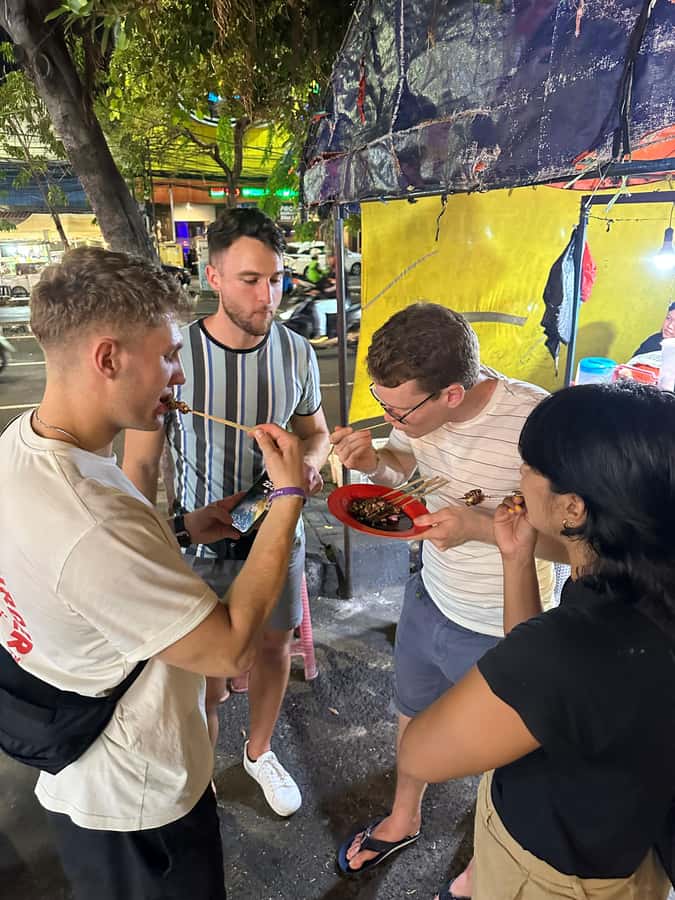 Jakarta: Street Food Tour with a Local Guide - Key points to know before you book