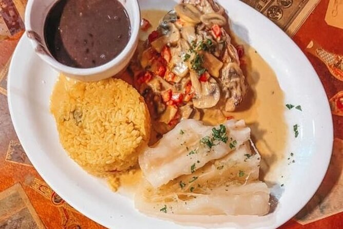 Key West Street Food Private Local Guided Tour - Wine and small-town charm on Eaton Street