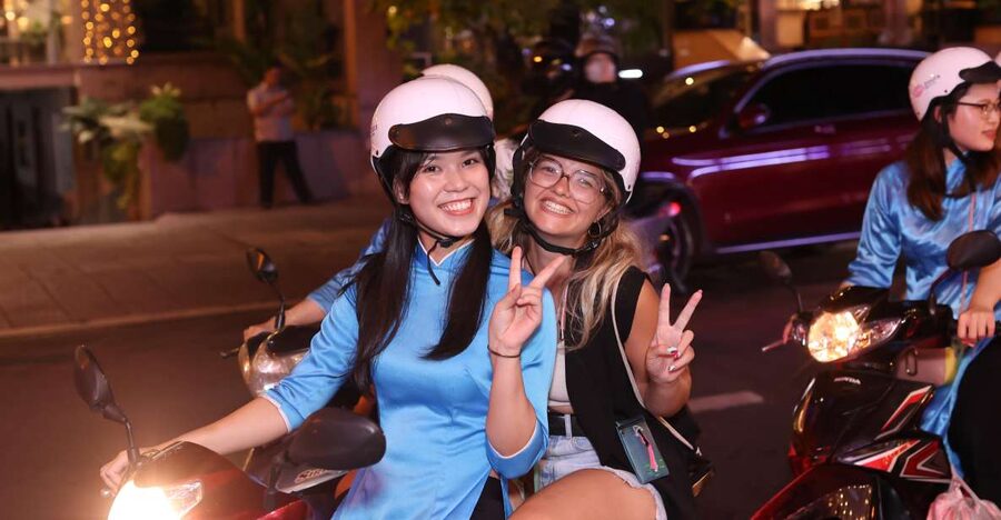 KISSTOUR| Saigon By Night & Street Food Tour on Motorbike - What the $49 price includes