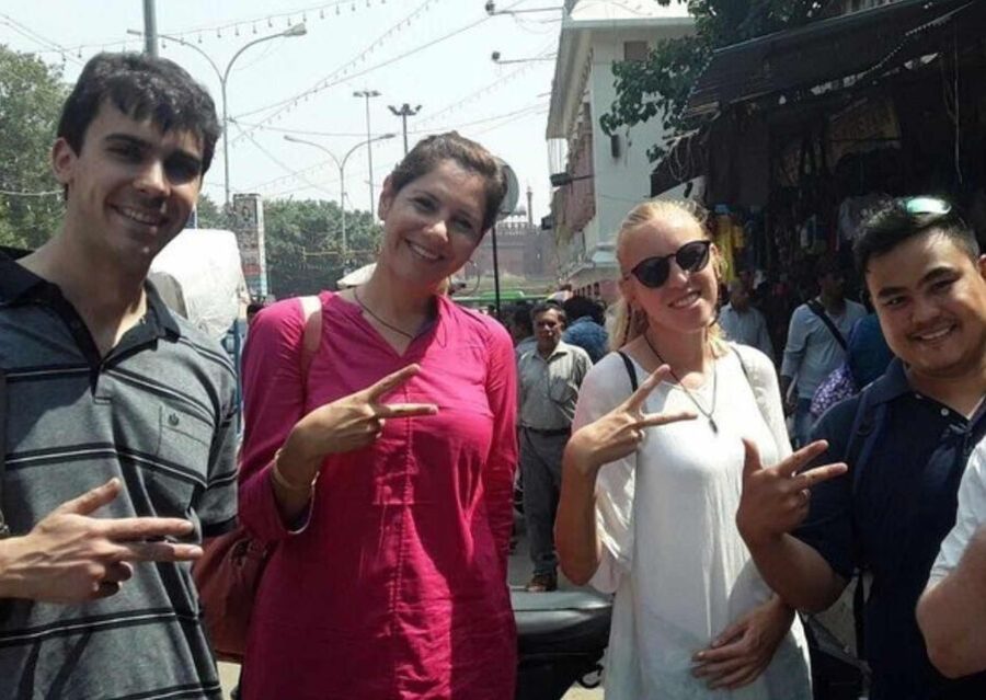 Kochi: Local Street Food Guided Walking Tour with Tastings - Old sweet shops and Kochi’s celebrated desserts