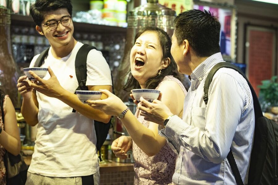 Kowloon: Private Night Markets & Street Food Experience - Dundas Street back alleys and small local bars