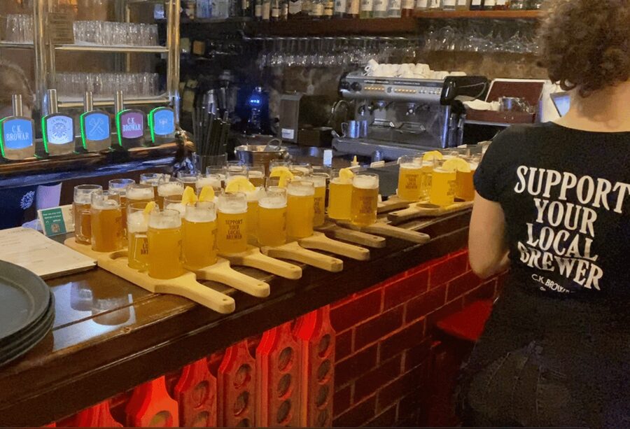 Krakow's Local Flavor: Craft Beer and Street Food with Guide - Starting at Saint Mary’s Church in Krakow
