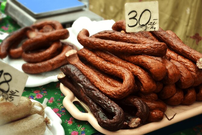 Krakow: Street Food Walking Tour - The guides make or break a short food walk