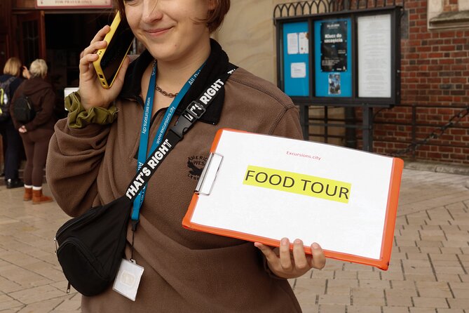Krakow: Street Food Walking Tour - Zapiekanka and the everyday Polish snack scene