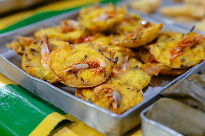 Kuala Lumpur Local Street Food Private Walking Tour by Night - Five things to know before you book