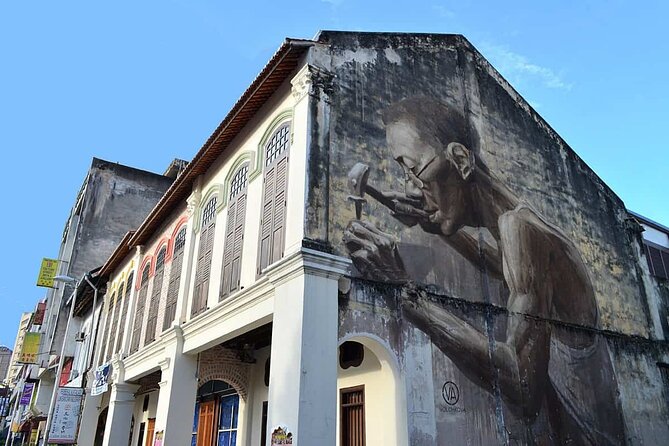 Kuala Lumpur's Nightlife Secrets and Street Food - Starting at Pasar Seni and reading Chinatown’s walls
