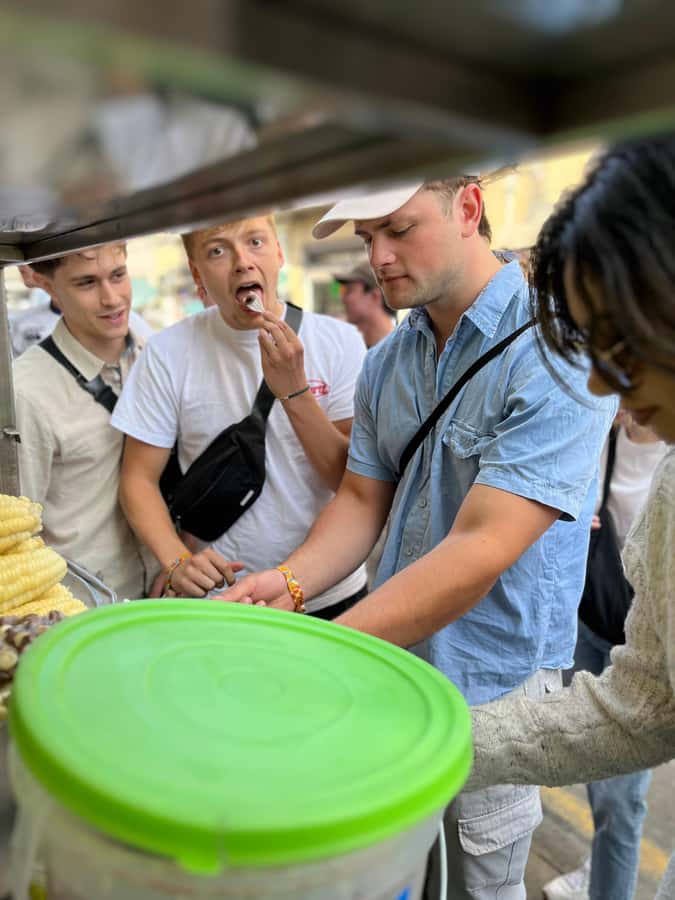Lima Street Food: A gastronomic adventure through the city. - Walking, comfort, and practical limits