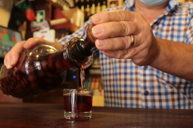 Lisbon 4 Foodies Tour - From Street Food to Awarded Chefs’ Portuguese Delicacies - What the $289.15 price means