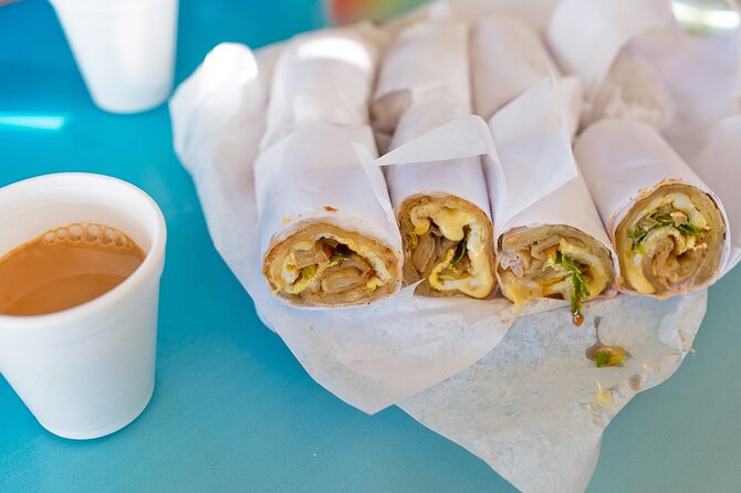 Local Street Food and Guided Walking Tour of Dubai Old Town - Five things to know before you go