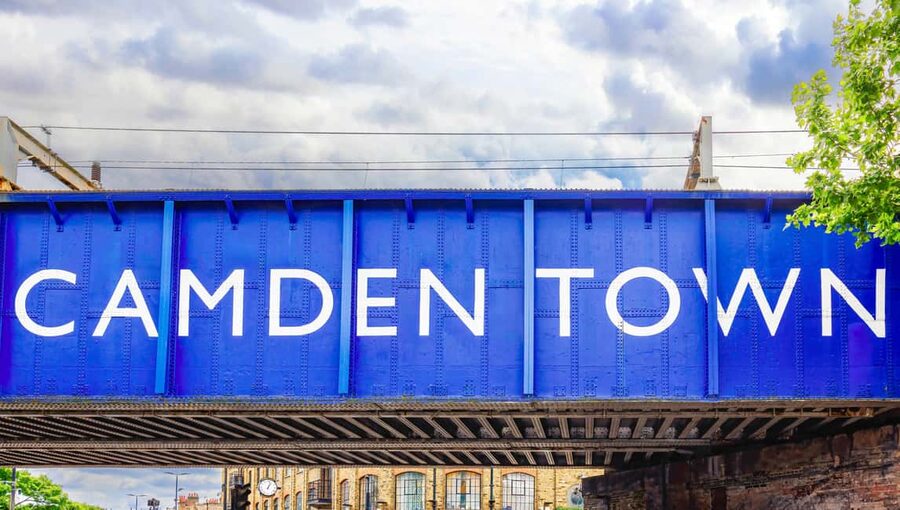 London: Camden Market Food Tour with 7 Street Food Tastings - A Camden micro-distillery and its local gin
